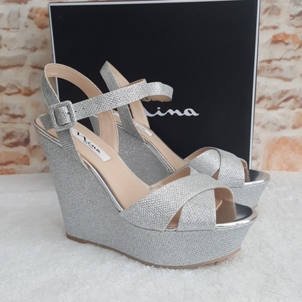 New Nina Jinjer Wedge Sandals